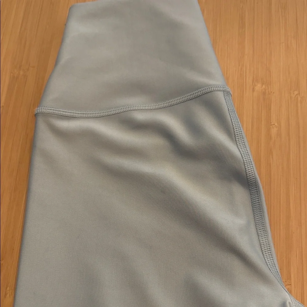 ALO high waist leggings in celestial blue - Picture 10 of 12